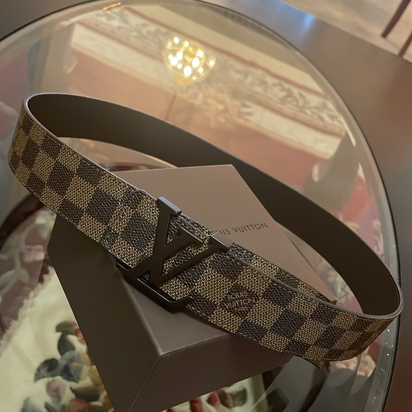 Louis Vuitton LV Initials Damier 40mm Belt - Picture 17 of 17
